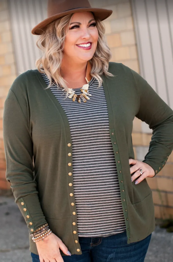 Reason To Smile Snap Cardigan - Olive